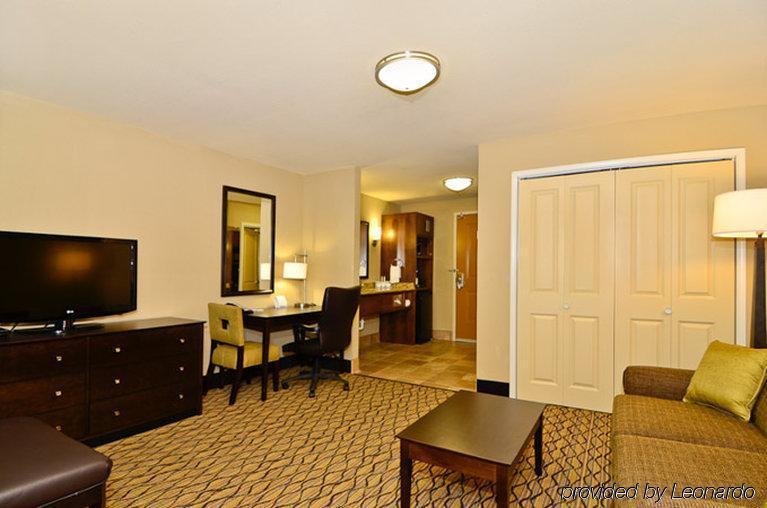 Holiday Inn Express & Suites - Williston, An Ihg Hotel Zimmer foto